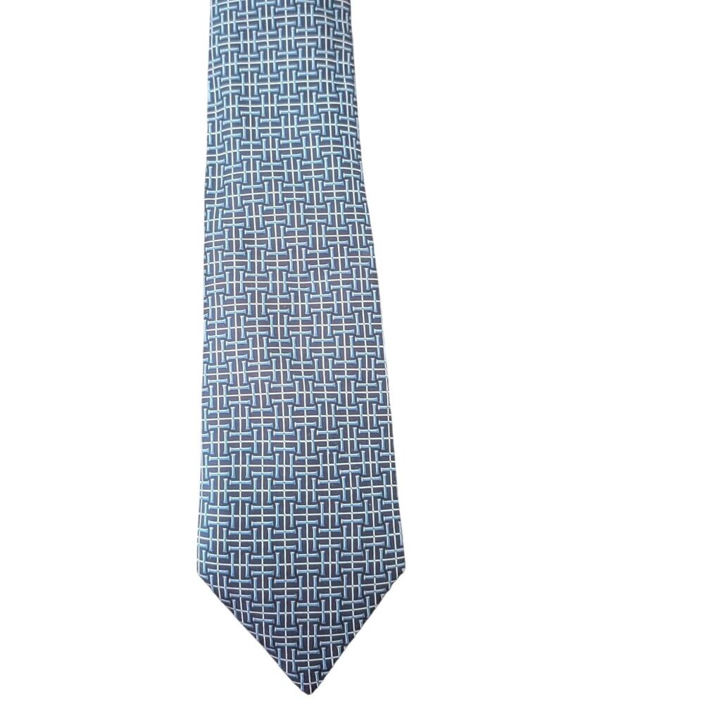 Vintage Hermès 100% Silk Men's Blue Tie With White & Blue Geometric Designs